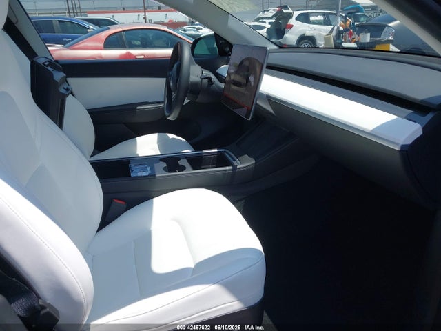 2022 TESLA MODEL Y 7SAYGAEE2NF358401 Photo 4
