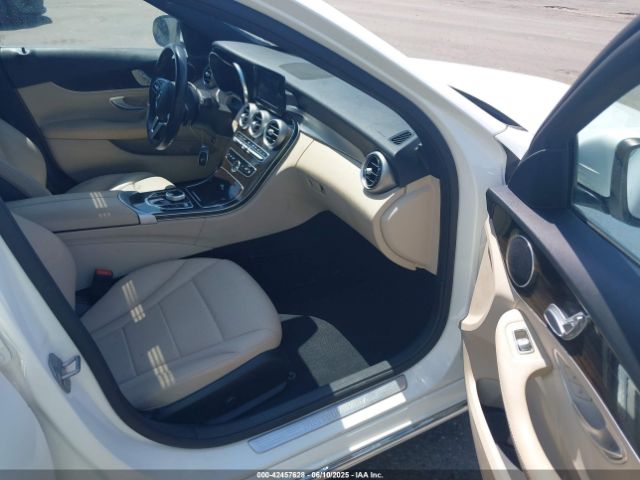 2019 MERCEDES-BENZ C 300 55SWF8DB6KU294302 Photo 4