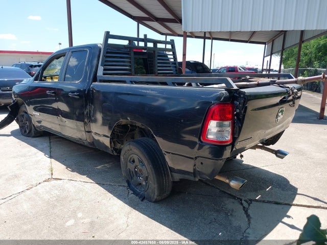 1C6RREBT9NN329007 RAM 1500 Big Horn Quad Cab 4x2 6'4 Box