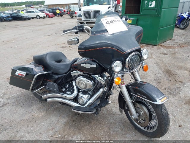 2009 HARLEY-DAVIDSON FLHTCU 1HD1FL4189Y636122