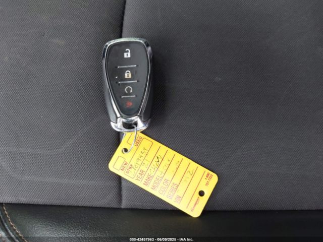 KL7CJPSB6MB340892 Chevrolet Trax Awd Lt