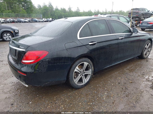 WDDZF4KB1KA546319 Mercedes-Benz m274
