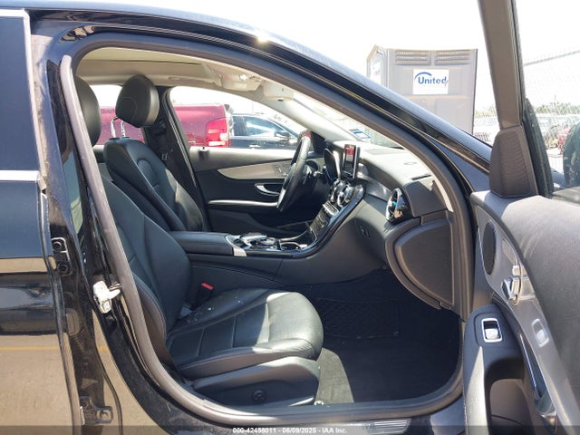 55SWF4JB6GU125157 Mercedes-Benz C-Class
