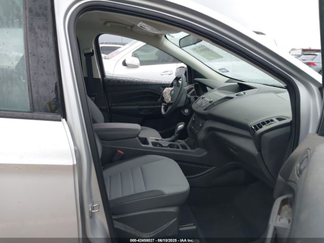 2019 FORD ESCAPE 1FMCU0F73KUB26236 Photo 4