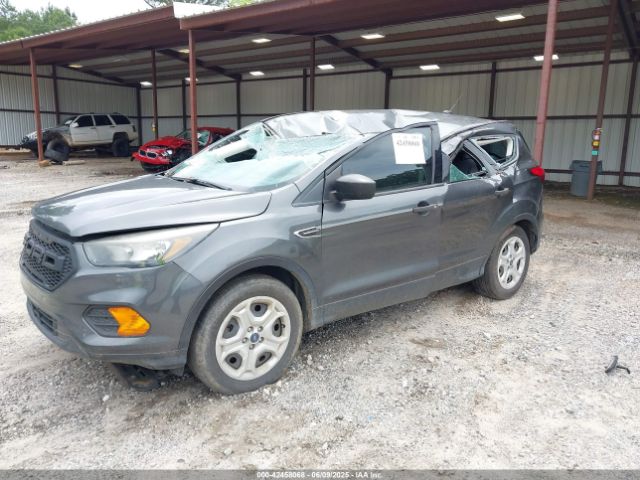 2019 FORD ESCAPE 1FMCU0F77KUA23062 Photo 1