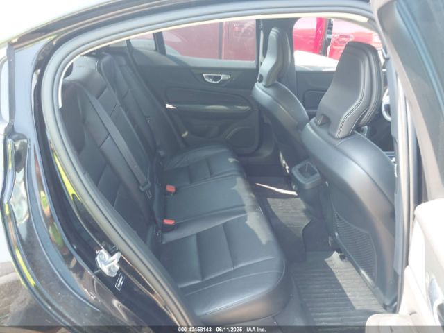 2021 VOLVO S60 7JR102FK4MG095573 Photo 7
