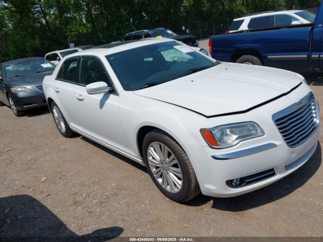 2013 CHRYSLER 300 2C3CCARGXDH669215