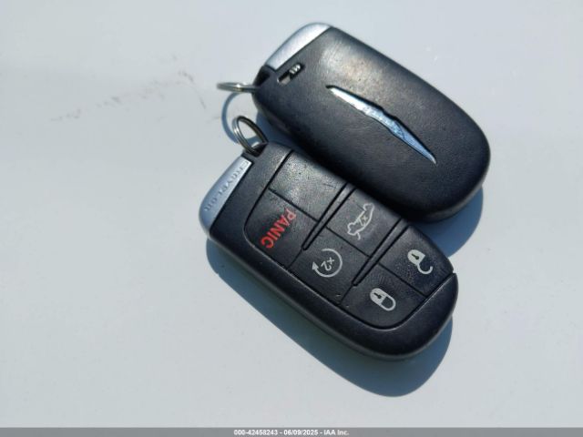 2013 CHRYSLER 300 2C3CCARGXDH669215 Photo 10