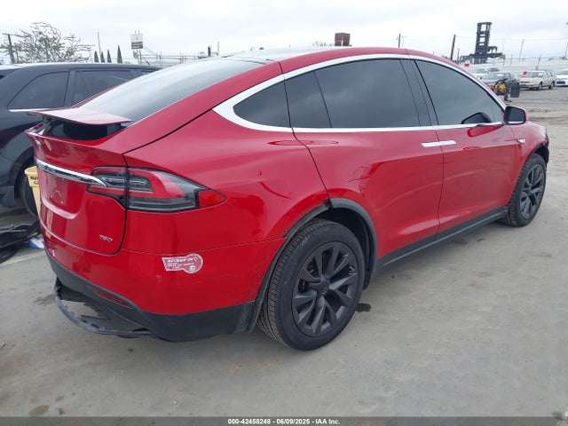 2016 TESLA MODEL X 5YJXCAE29GF017459 Photo 3