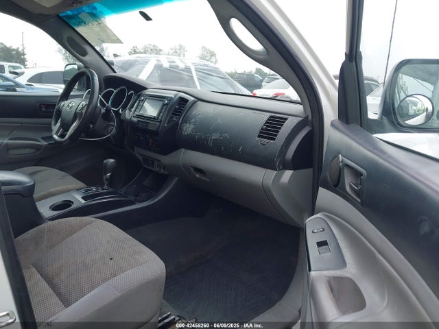 Toyota 2tr-fe 2015 5TFTX4CN6FX047623 Image 5