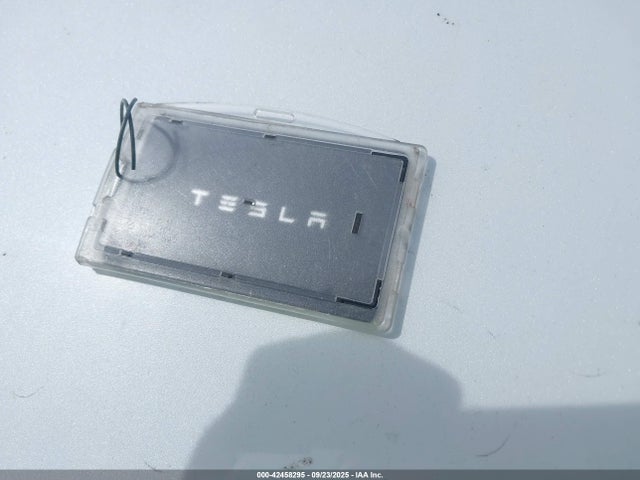 2022 TESLA MODEL Y 7SAYGDEE1NF385915 Photo 10