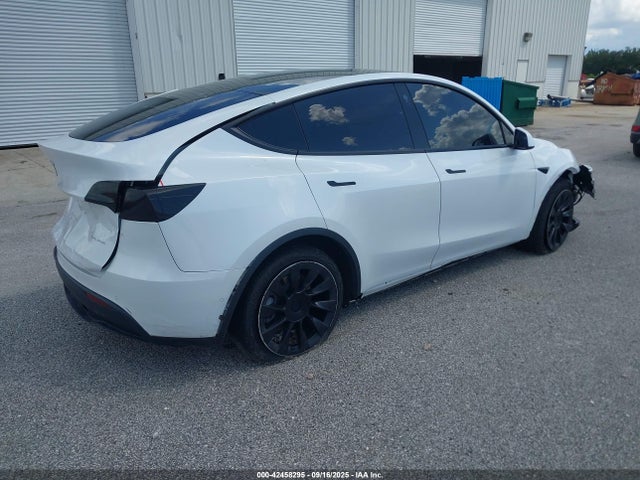2022 TESLA MODEL Y 7SAYGDEE1NF385915 Photo 3