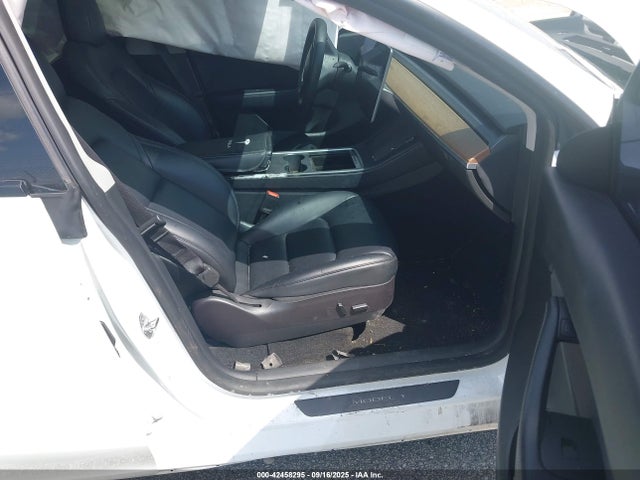 2022 TESLA MODEL Y 7SAYGDEE1NF385915 Photo 4
