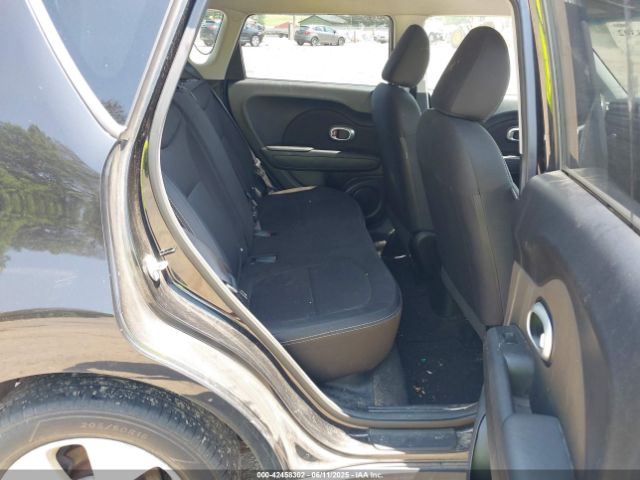 KNDJN2A27G7838917 KIA Soul
