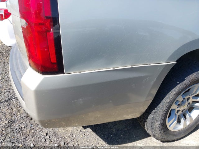 1GNSKJKC8FR278527 Chevrolet Suburban 1500 Lt