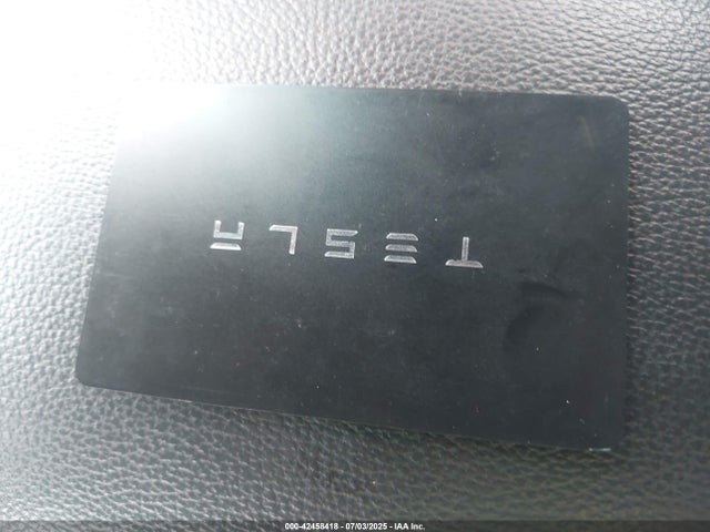 2025 TESLA MODEL Y 7SAYGDED6SF261478 Photo 10