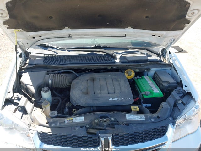 Dodge 2018 2018 2C4RDGBG1JR302936 Image 10