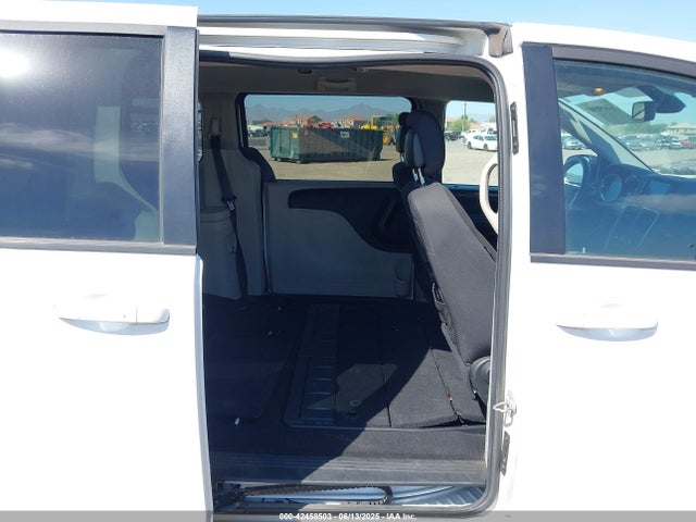 Dodge 2018 2018 2C4RDGBG1JR302936 Image 8