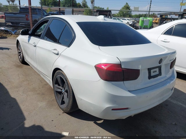 WBA8E1G30HNU16832 BMW 2017