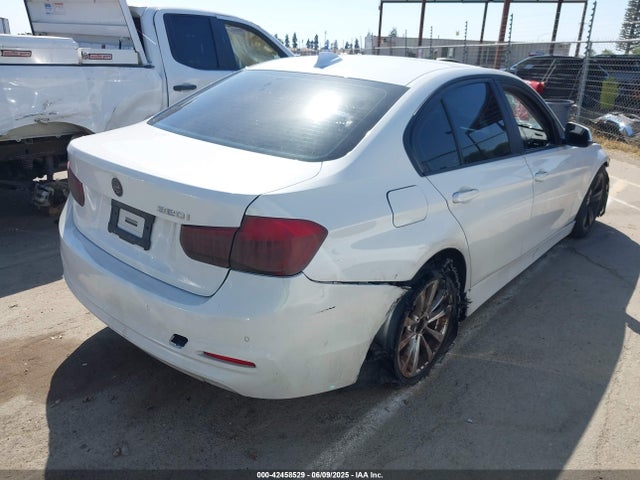 WBA8E1G30HNU16832 BMW 2017