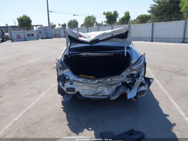 KMHD84LF2JU473163 Hyundai ELANTRA SEL
