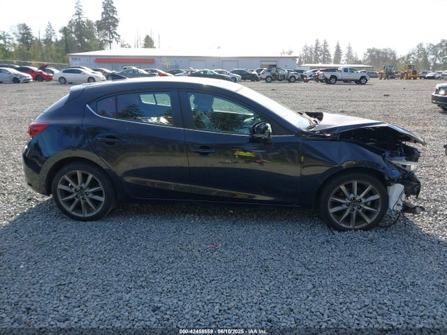 3MZBN1M38JM173555 Mazda py
