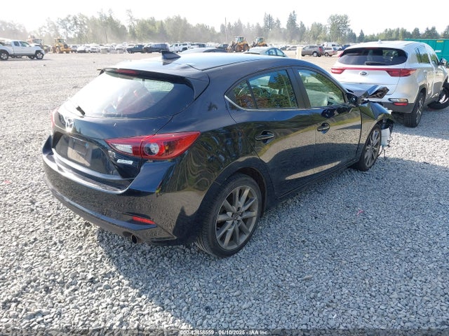 3MZBN1M38JM173555 Mazda py