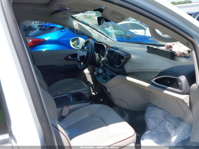 2018 CHRYSLER PACIFICA 2C4RC1GG5JR104532 Photo 4