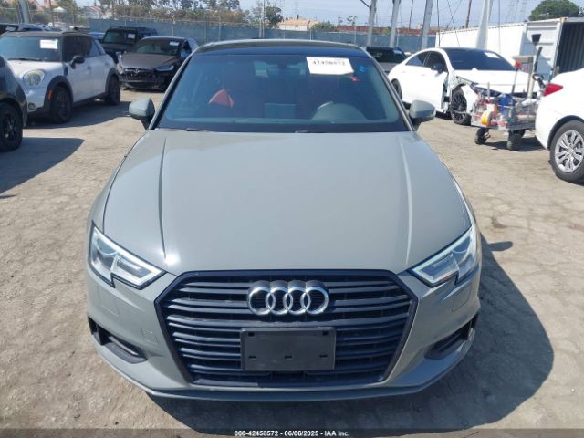 WAUAUGFF5LA004960 Audi A3