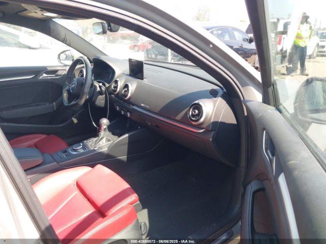 WAUAUGFF5LA004960 Audi A3
