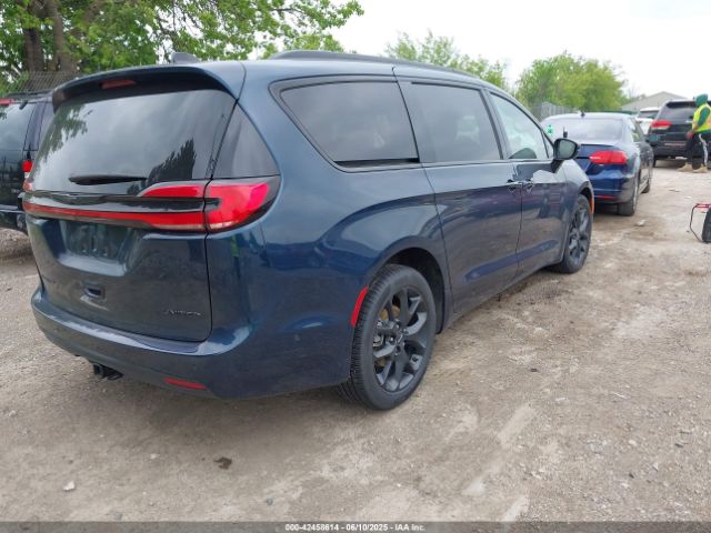 2025 CHRYSLER PACIFICA 2C4RC1GG7SR527114 Photo 3