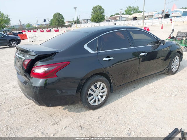 1N4AL3AP2HC183295 Nissan 2017
