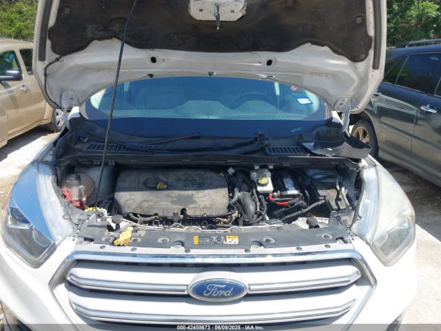1FMCU0GD6HUE69099 Ford ESCAPE SE