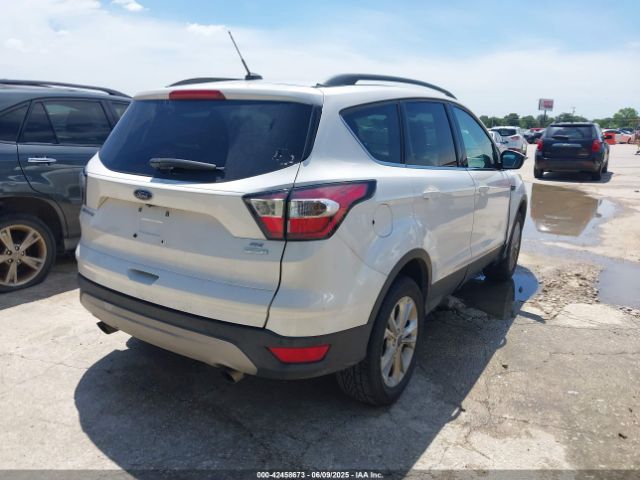 1FMCU0GD6HUE69099 Ford ESCAPE SE