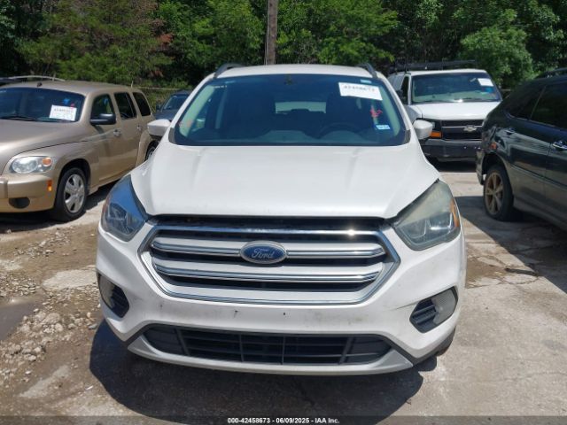 1FMCU0GD6HUE69099 Ford ESCAPE SE