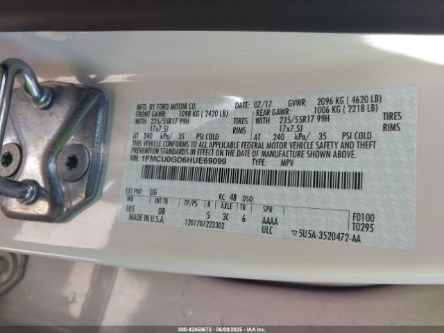 1FMCU0GD6HUE69099 Ford ESCAPE SE