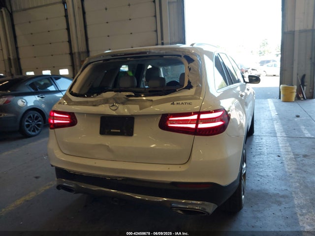 WDC0G4KB8GF065617 Mercedes-Benz m274
