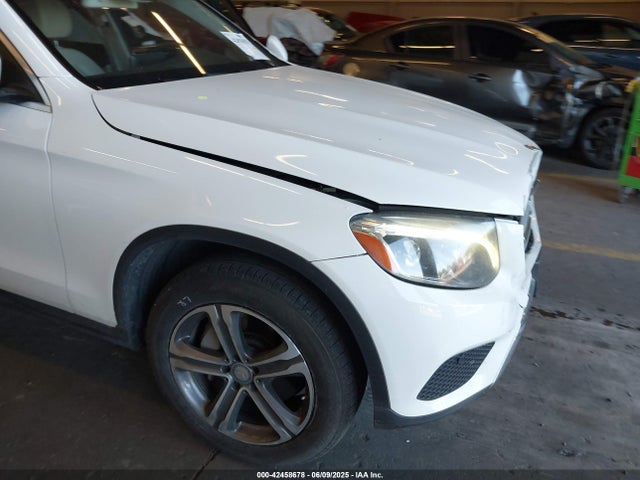 WDC0G4KB8GF065617 Mercedes-Benz m274