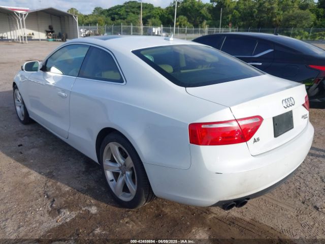 2014 AUDI A5 WAUCFAFR7EA058435 Photo 2