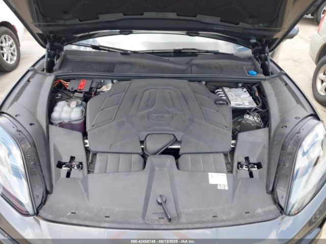 2024 PORSCHE CAYENNE COUPE WP1BA2AY7RDA53739 Photo 9