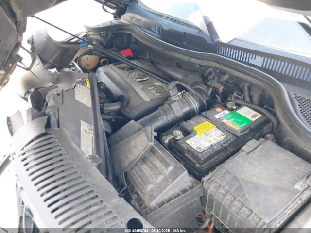 2015 VOLKSWAGEN CC WVWBN7AN3FE818220 Photo 9