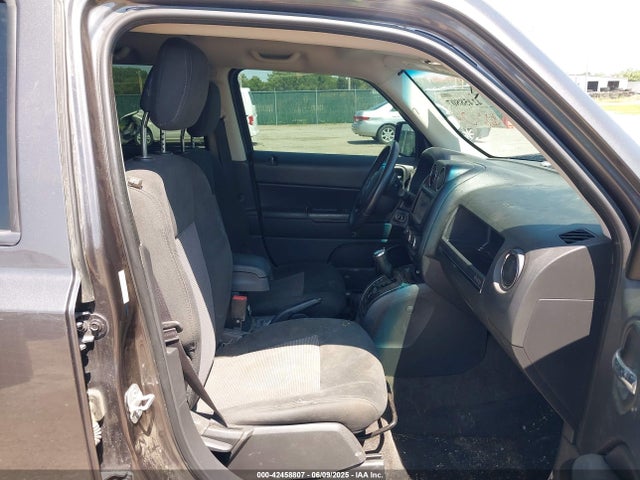 1C4NJRFB4ED799037 Jeep 2014