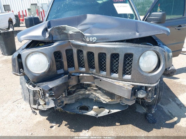 1C4NJRFB4ED799037 Jeep 2014