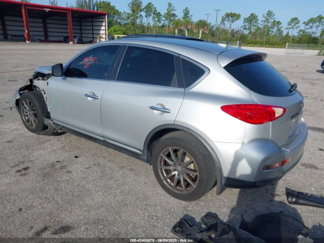 2017 INFINITI QX50 JN1BJ0RP3HM386619 Photo 2
