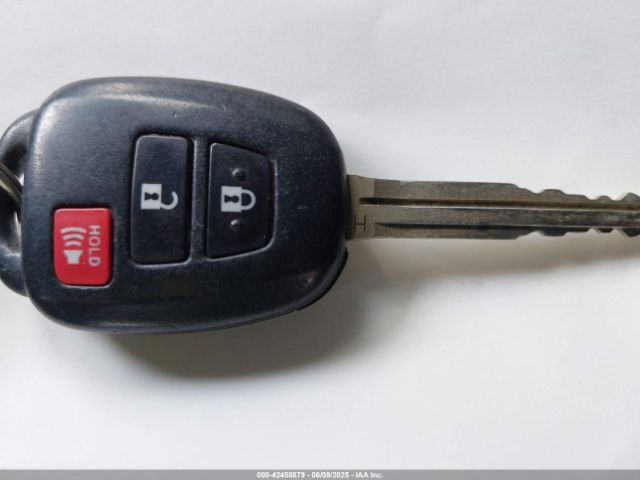 2017 TOYOTA RAV4 JTMZFREV1HJ138313 Photo 10