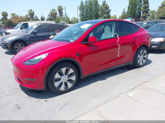 2023 TESLA MODEL Y 7SAYGDEE1PF884118 Photo 1