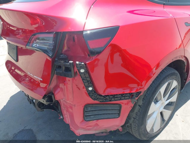 2023 TESLA MODEL Y 7SAYGDEE1PF884118 Photo 5