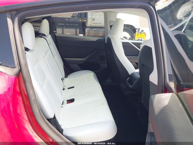 2023 TESLA MODEL Y 7SAYGDEE1PF884118 Photo 7