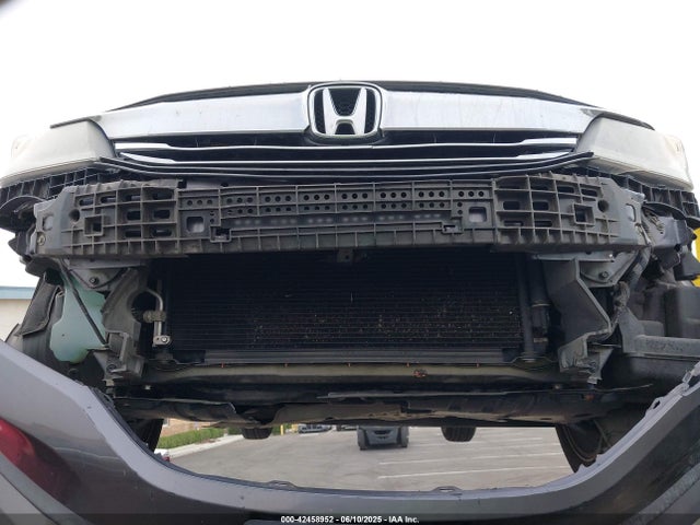 1HGCR2F30HA264942 Honda k24w1