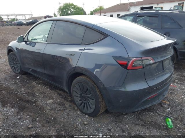 2023 TESLA MODEL Y 7SAYGDEE5PF786497 Photo 2